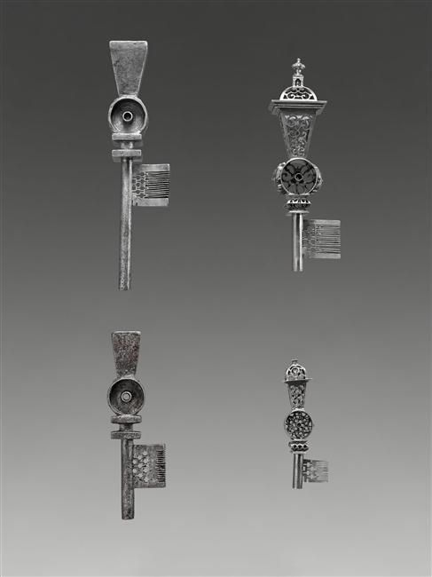 Four Lantern Keys