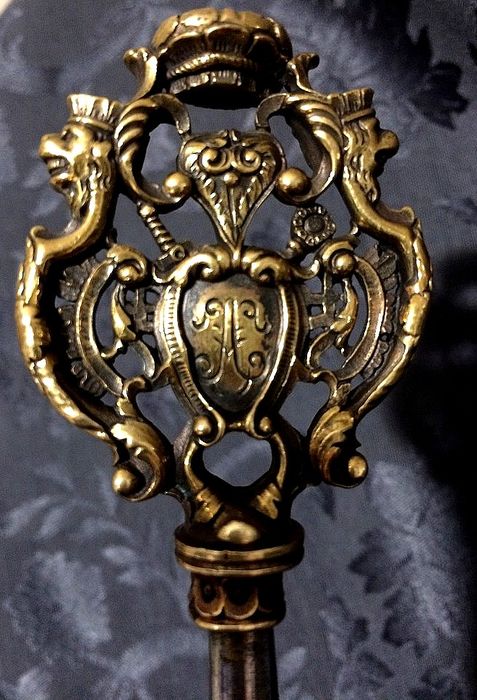 18th Century Chamberlain Key